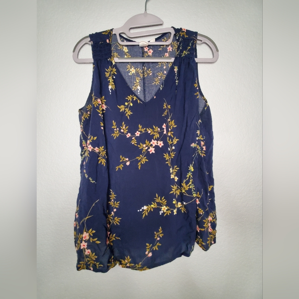 GAP Sleeveless Floral Blouse Size M